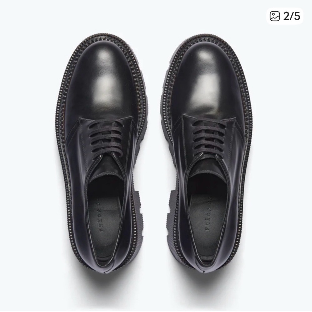 Freda Salvador Women's Black Leather Derby Oxfords